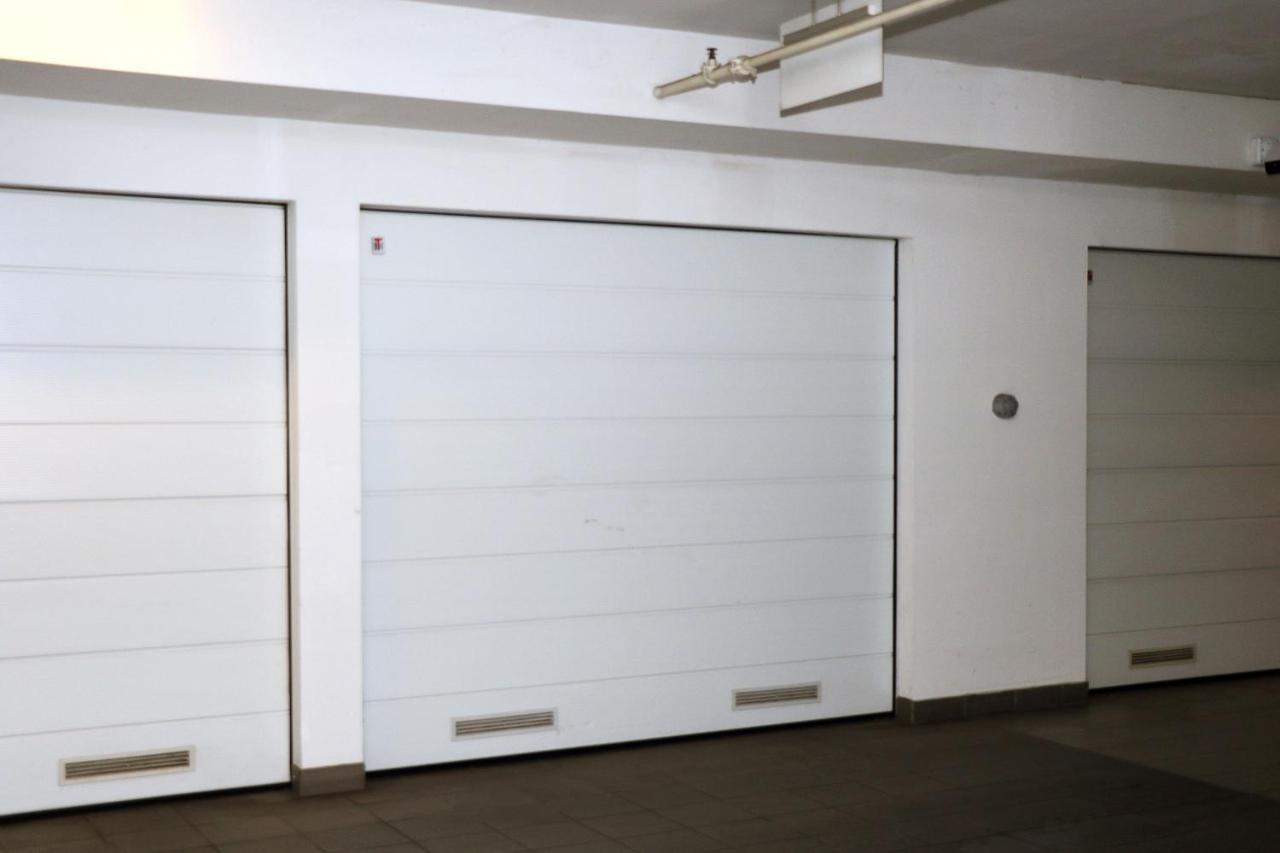 Apartment Elena 1, Zagreb City With Garage Luaran gambar